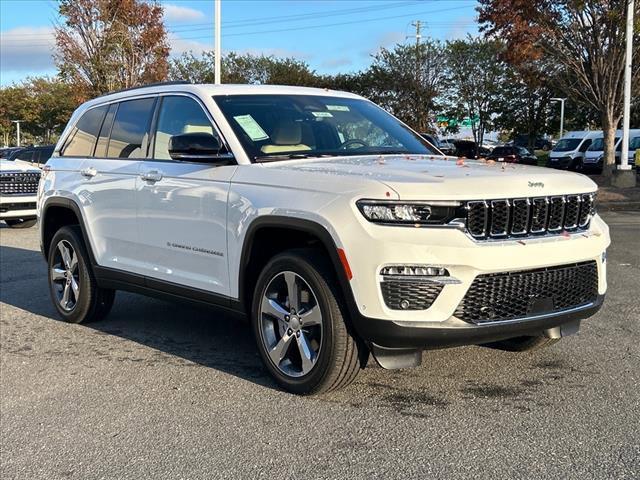 new 2025 Jeep Grand Cherokee car, priced at $48,650