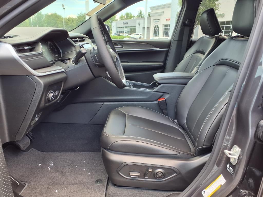 new 2025 Jeep Grand Cherokee L car, priced at $50,585