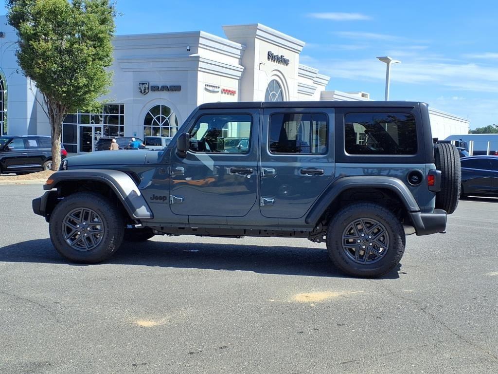 new 2025 Jeep Wrangler car, priced at $44,776