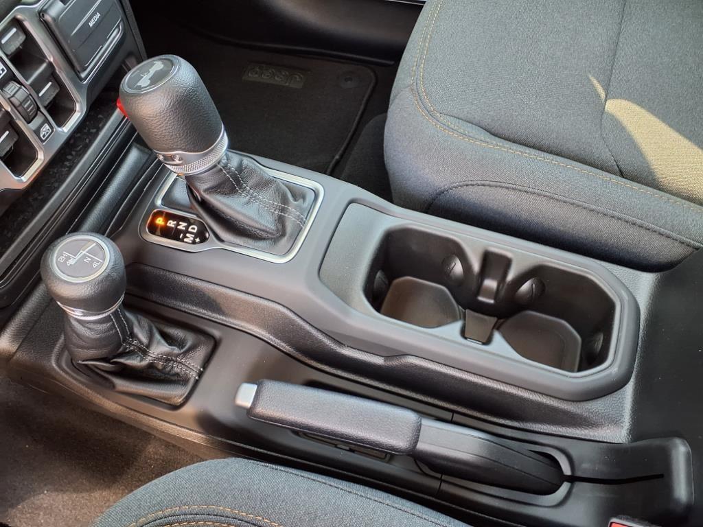 new 2025 Jeep Wrangler car, priced at $44,776