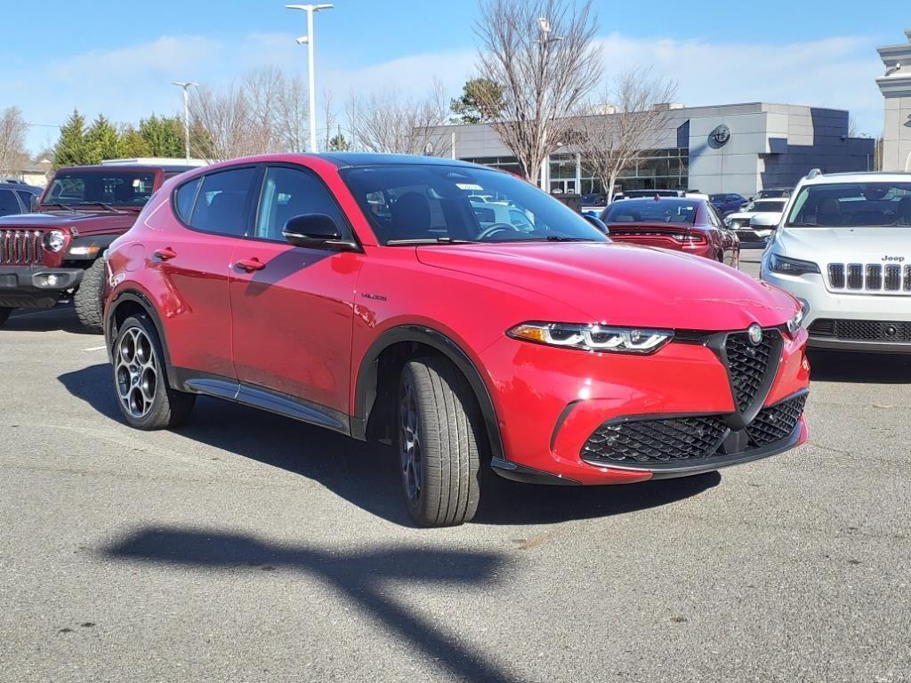 new 2024 Alfa Romeo Tonale car, priced at $38,235