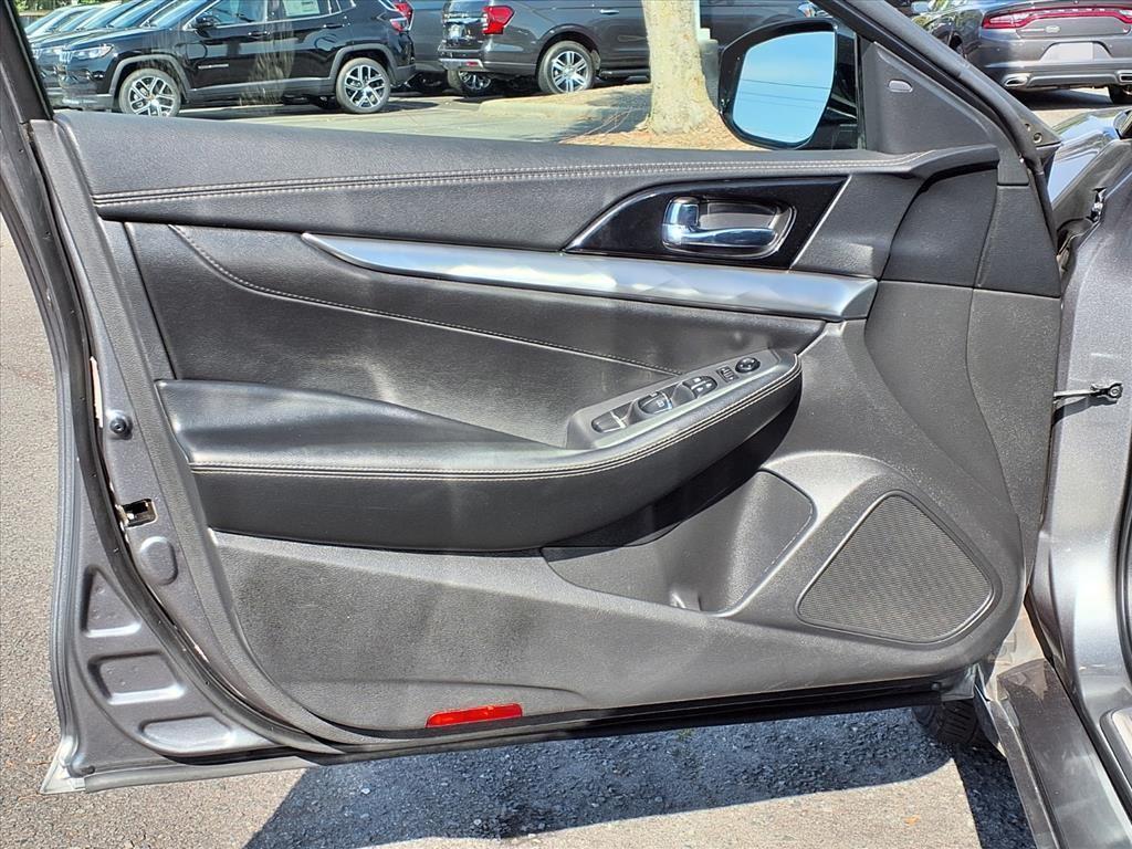 used 2020 Nissan Maxima car, priced at $16,500