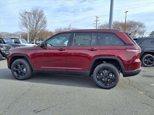 new 2025 Jeep Grand Cherokee car, priced at $50,742