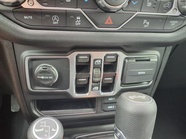 new 2025 Jeep Wrangler car, priced at $54,191
