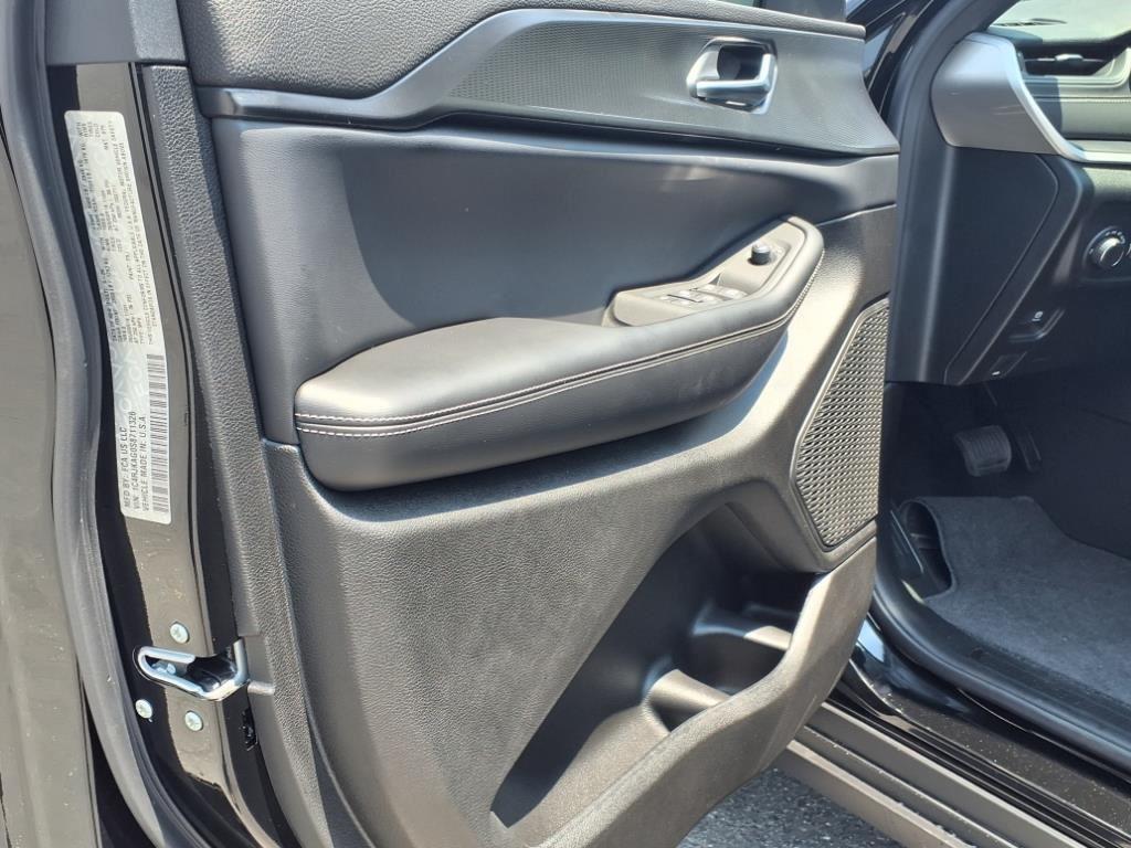 new 2025 Jeep Grand Cherokee L car, priced at $36,920