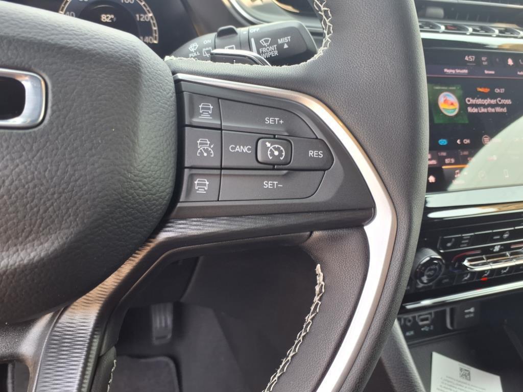 new 2025 Jeep Grand Cherokee L car, priced at $42,679