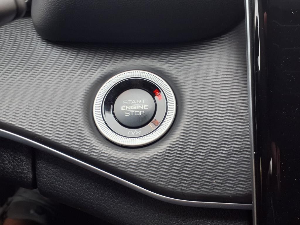 new 2025 Jeep Grand Cherokee L car, priced at $36,920