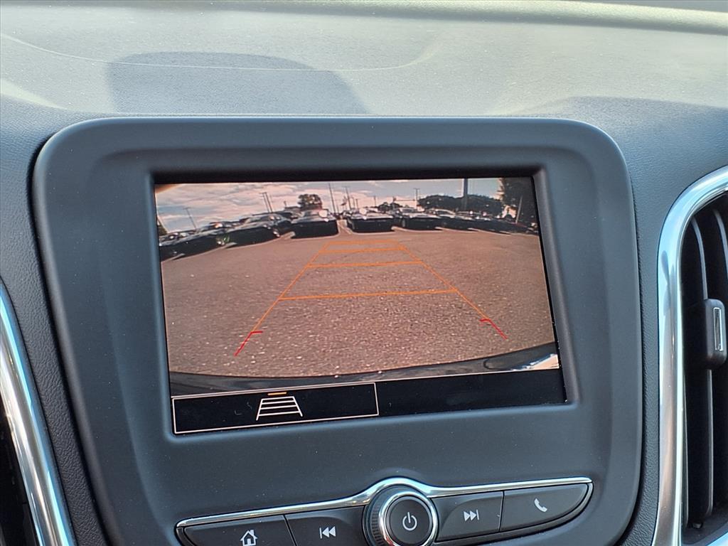 used 2023 Chevrolet Equinox car, priced at $23,789