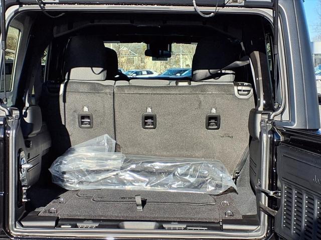 new 2025 Jeep Wrangler car, priced at $46,906
