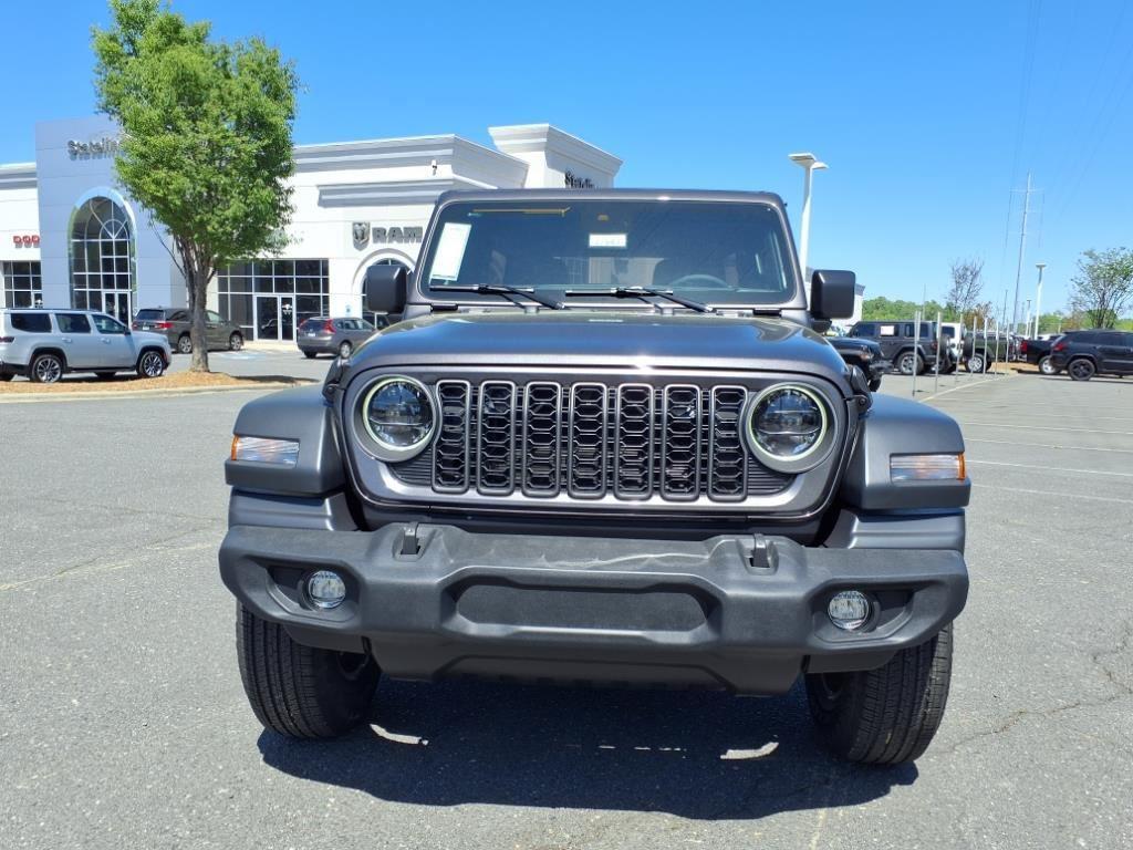new 2025 Jeep Wrangler car, priced at $42,071