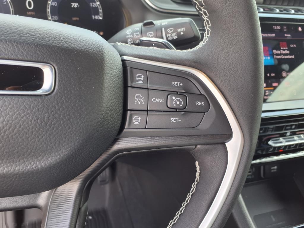 new 2025 Jeep Grand Cherokee car, priced at $36,177