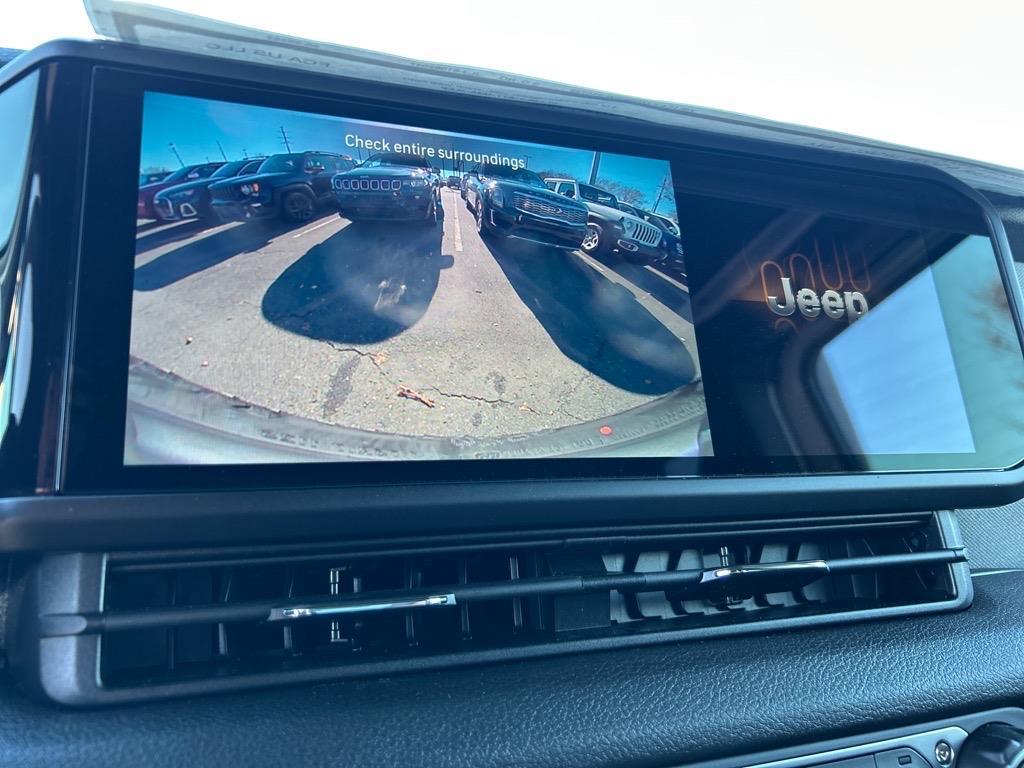 new 2025 Jeep Wrangler car, priced at $53,045