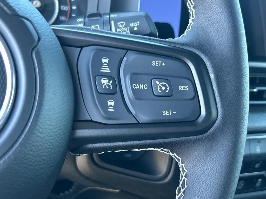 new 2025 Jeep Wrangler car, priced at $53,045