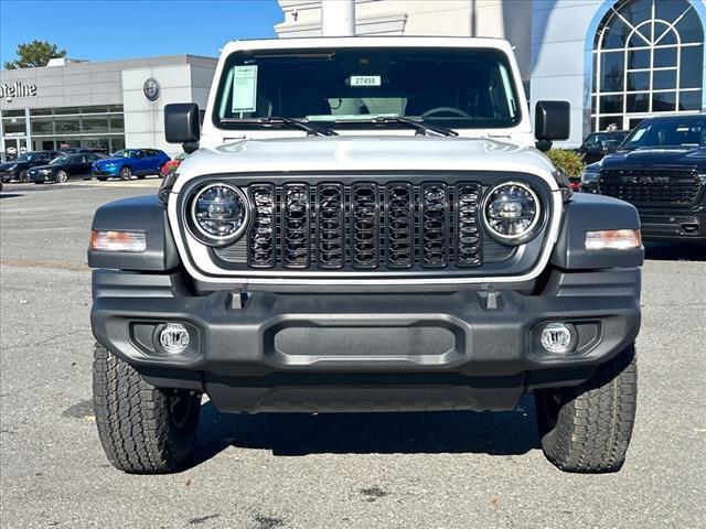 new 2025 Jeep Wrangler car, priced at $48,667