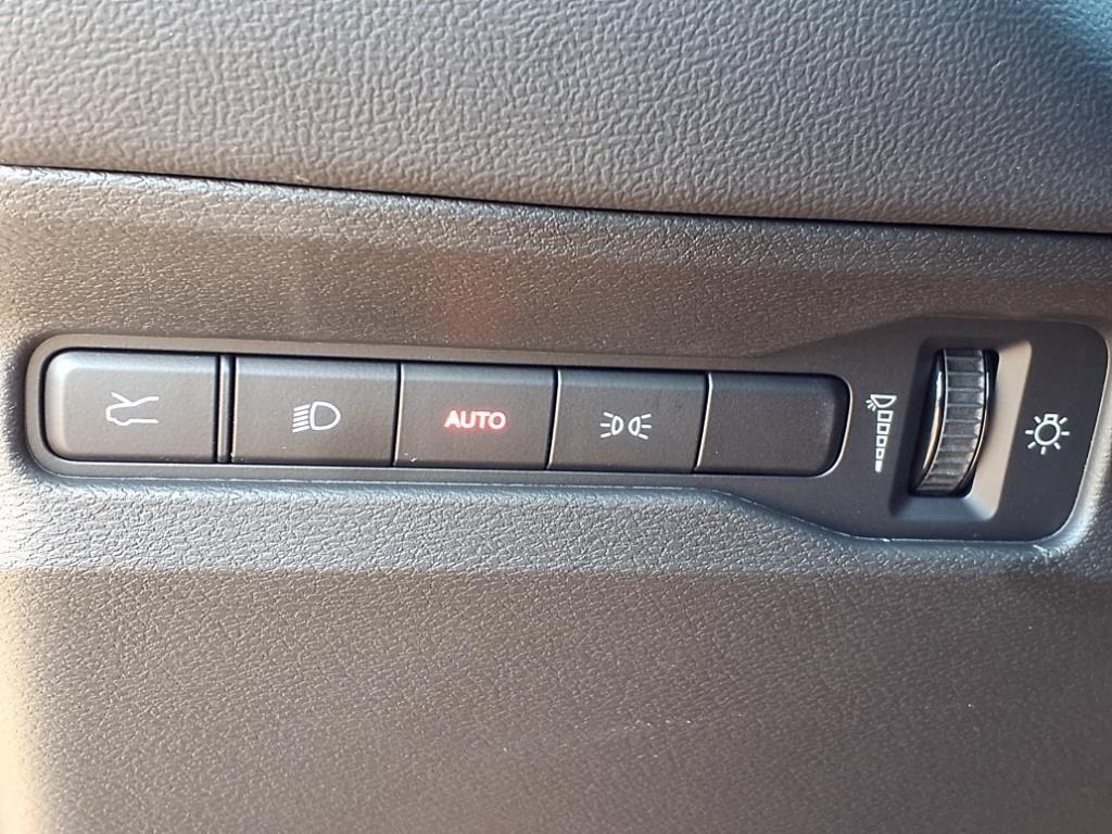 new 2025 Dodge Charger Daytona car, priced at $47,050