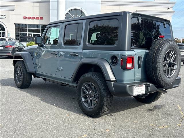 new 2025 Jeep Wrangler car, priced at $39,790