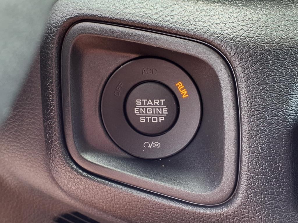 new 2025 Jeep Wrangler car, priced at $52,575