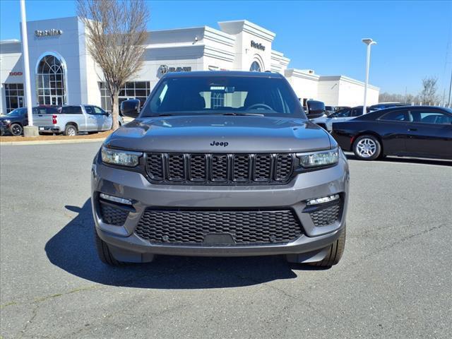 new 2025 Jeep Grand Cherokee car, priced at $51,697