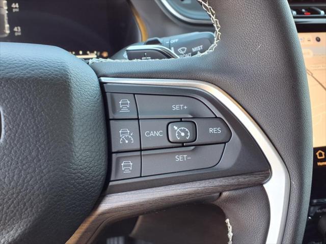 new 2025 Jeep Grand Cherokee car, priced at $51,927