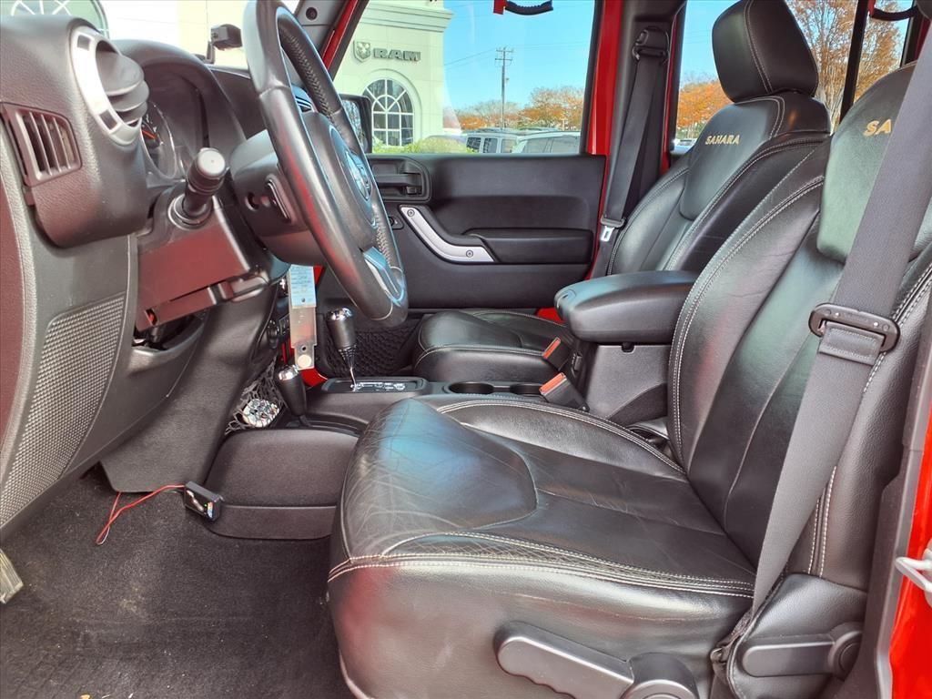 used 2015 Jeep Wrangler Unlimited car, priced at $19,558