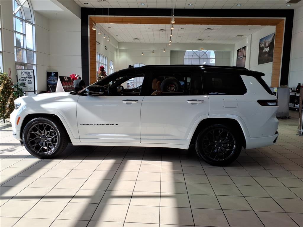 new 2025 Jeep Grand Cherokee L car, priced at $66,560