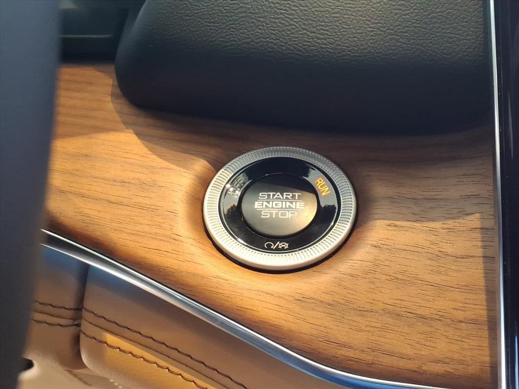 new 2025 Jeep Grand Cherokee L car, priced at $66,560