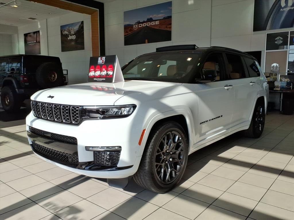 new 2025 Jeep Grand Cherokee L car, priced at $66,560