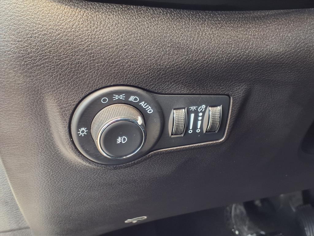 used 2023 Jeep Compass car, priced at $24,388