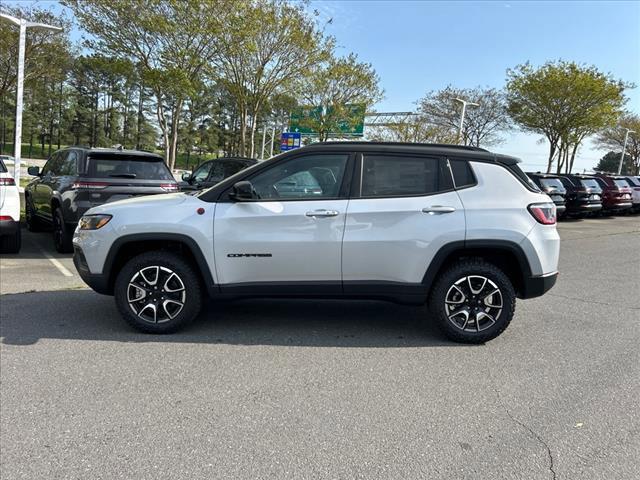 new 2024 Jeep Compass car, priced at $36,892