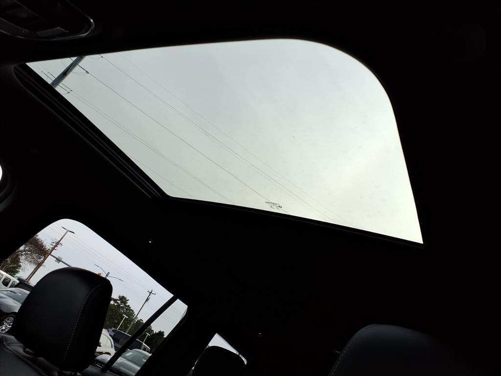 new 2025 Jeep Grand Cherokee L car, priced at $45,085