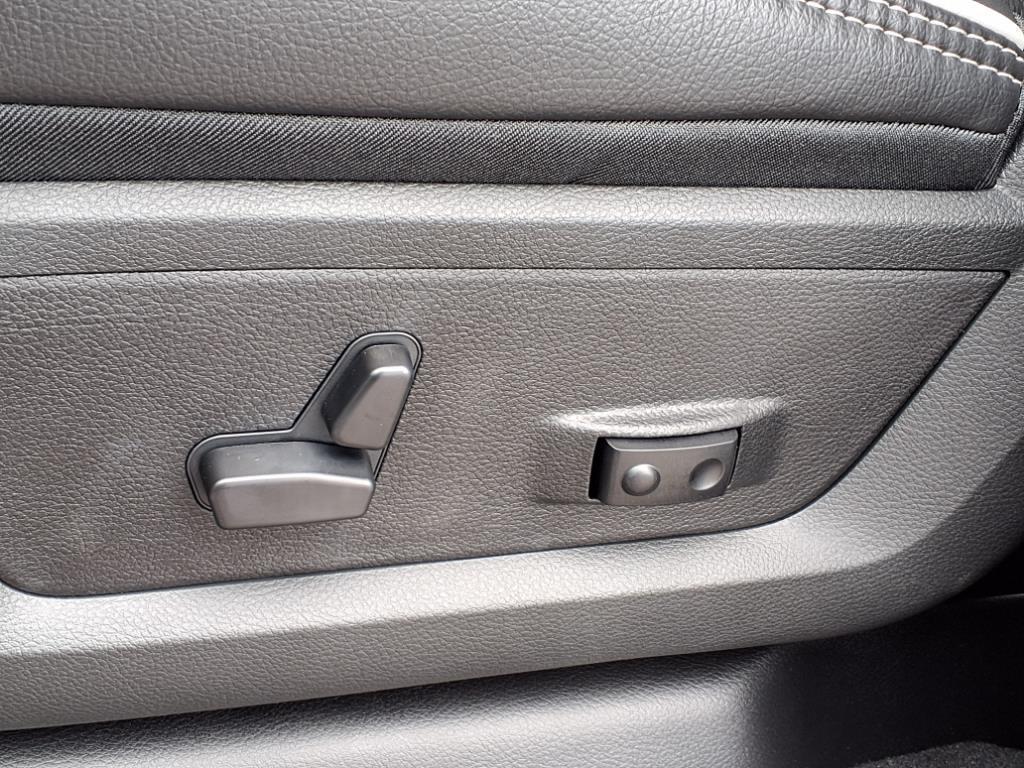 new 2025 Ram 2500 car, priced at $82,200