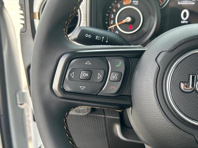 new 2025 Jeep Wrangler car, priced at $40,326