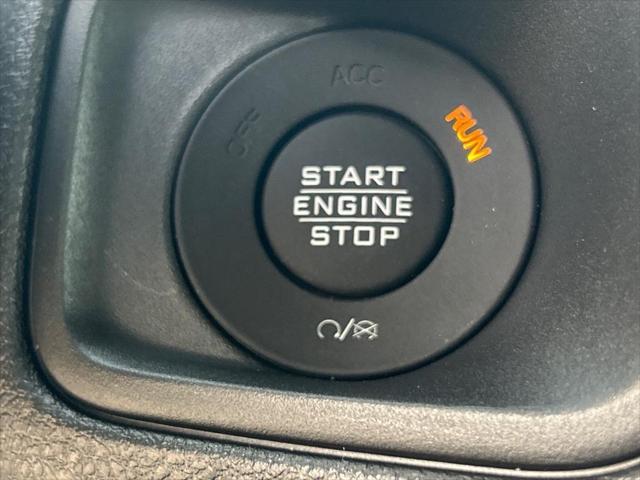 new 2025 Jeep Wrangler car, priced at $40,326