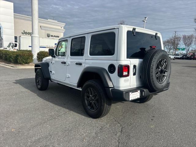 new 2025 Jeep Wrangler car, priced at $40,326