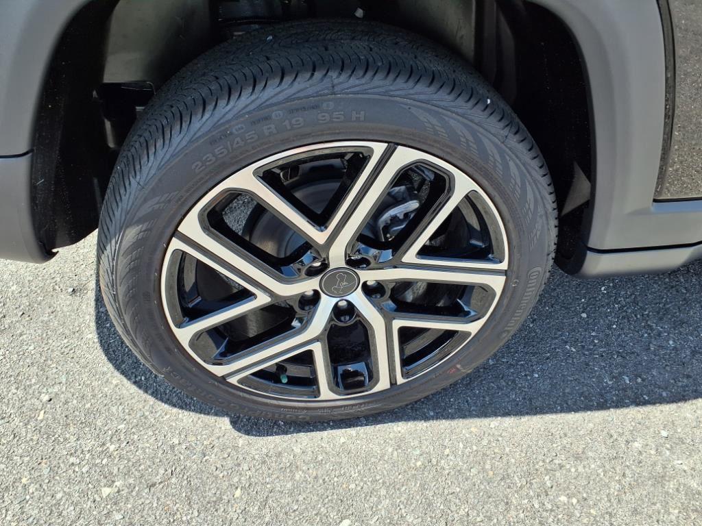 new 2025 Jeep Compass car, priced at $29,993