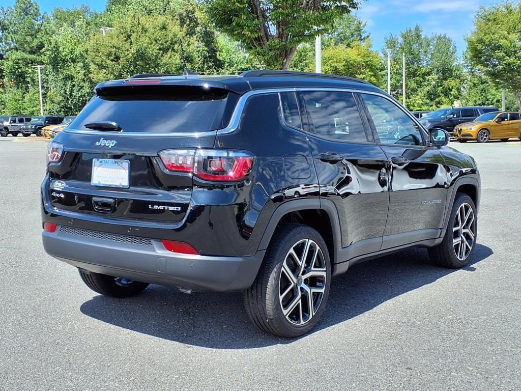 new 2025 Jeep Compass car, priced at $29,993