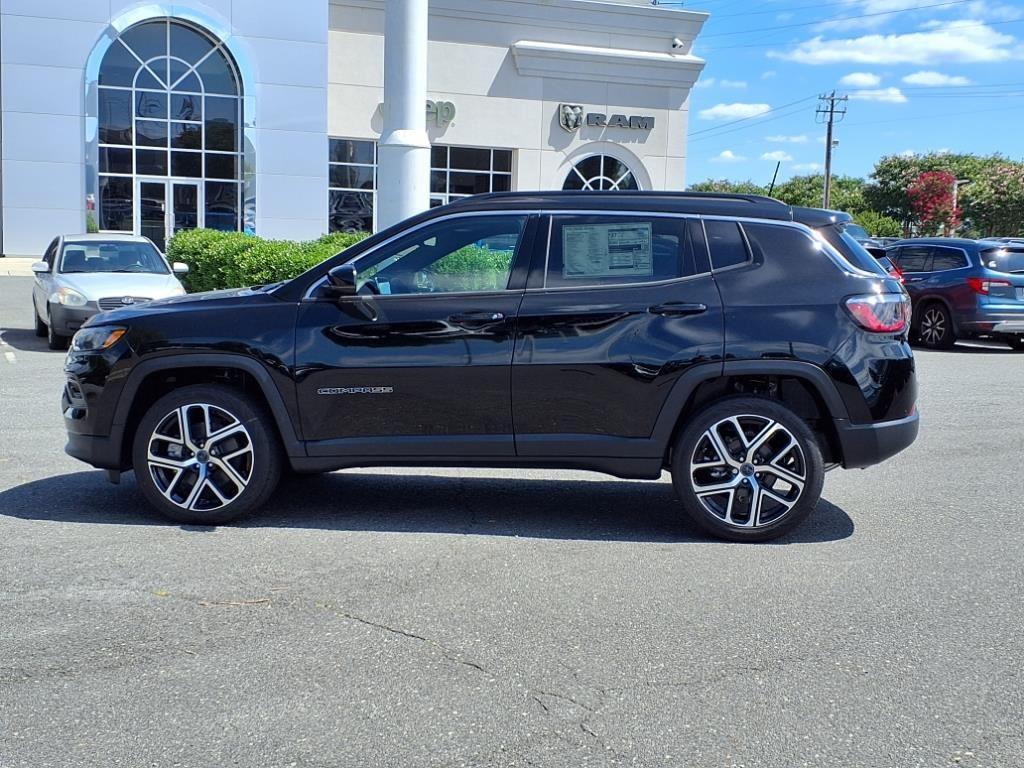 new 2025 Jeep Compass car, priced at $29,993