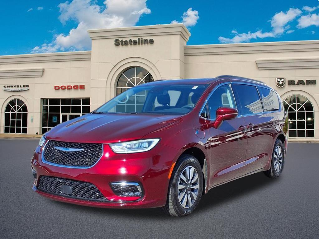 used 2021 Chrysler Pacifica Hybrid car, priced at $23,288