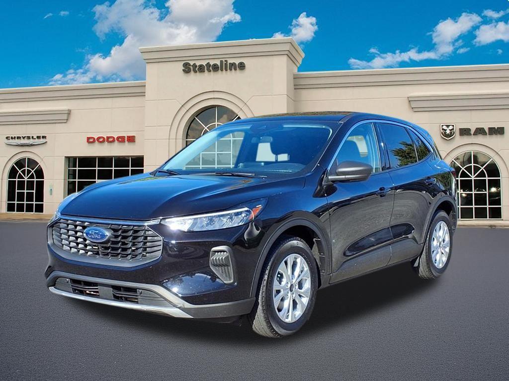 used 2024 Ford Escape car, priced at $21,387
