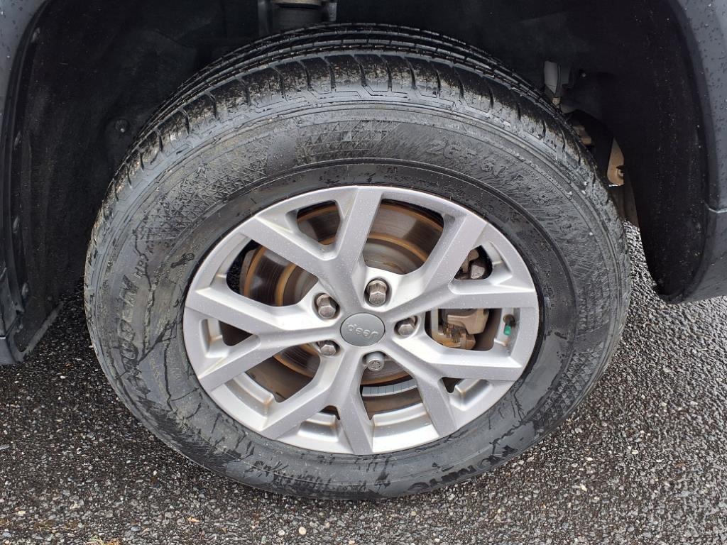 used 2021 Jeep Grand Cherokee L car, priced at $23,887