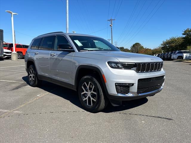 new 2025 Jeep Grand Cherokee L car, priced at $54,835