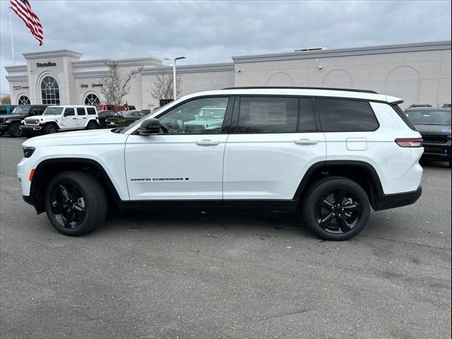 new 2024 Jeep Grand Cherokee L car, priced at $53,618