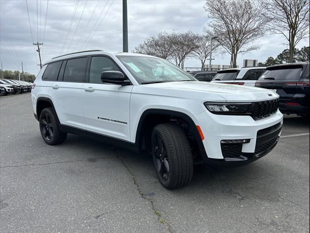 new 2024 Jeep Grand Cherokee L car, priced at $53,618