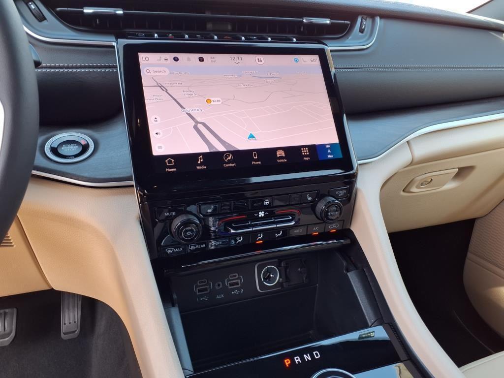 new 2025 Jeep Grand Cherokee L car, priced at $46,735