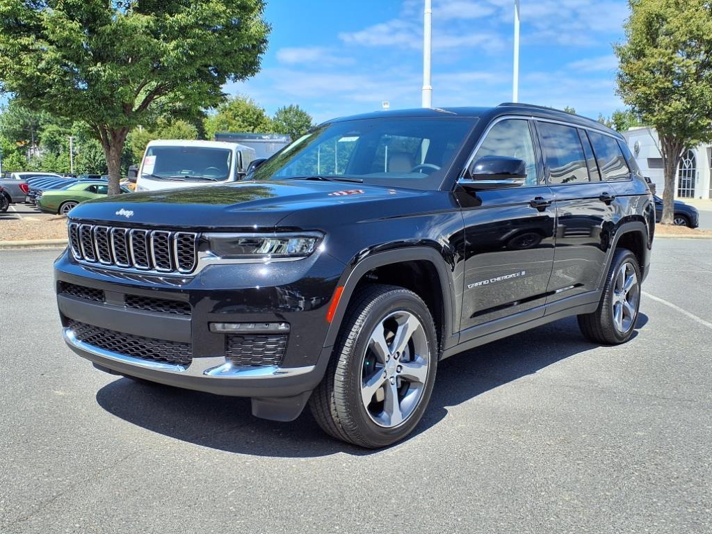 new 2025 Jeep Grand Cherokee L car, priced at $47,887