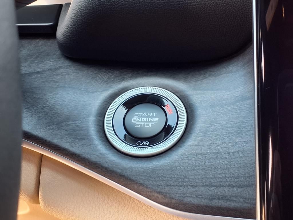 new 2025 Jeep Grand Cherokee L car, priced at $47,887