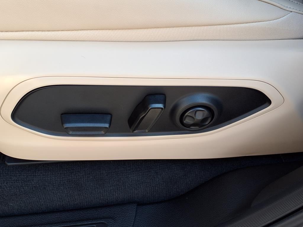 new 2025 Jeep Grand Cherokee L car, priced at $46,735