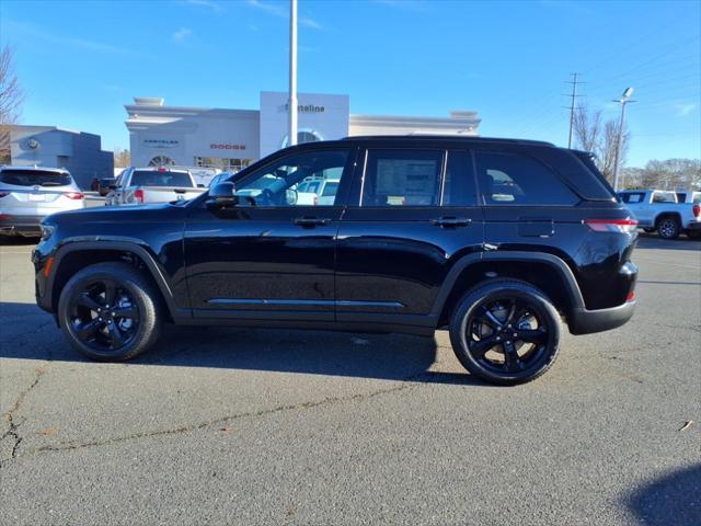 new 2025 Jeep Grand Cherokee car, priced at $51,927