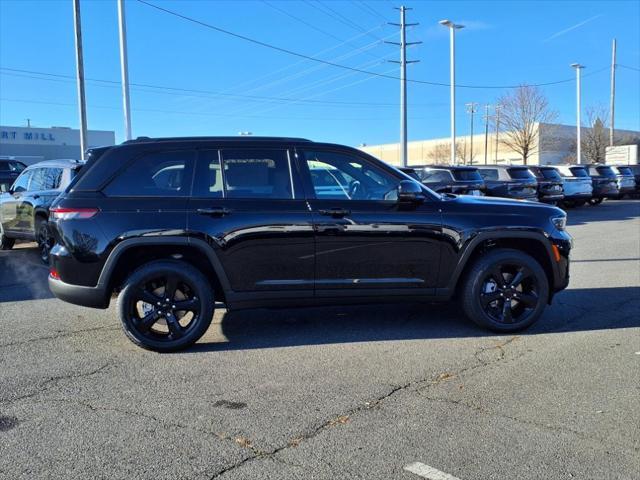 new 2025 Jeep Grand Cherokee car, priced at $51,927