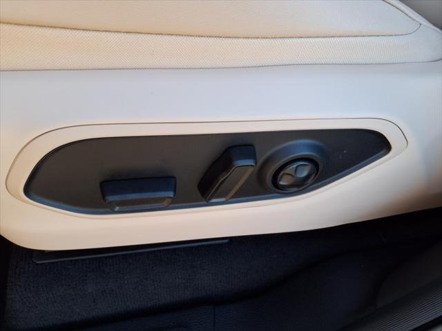 new 2025 Jeep Grand Cherokee car, priced at $51,927